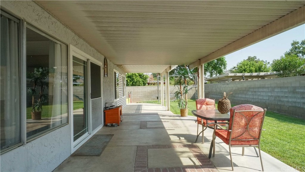 6868 Holbrook Way Riverside, CA 92504 - Photo 26 of 33