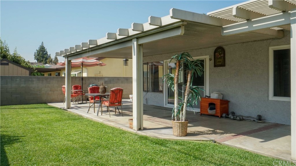 6868 Holbrook Way Riverside, CA 92504 - Photo 27 of 33