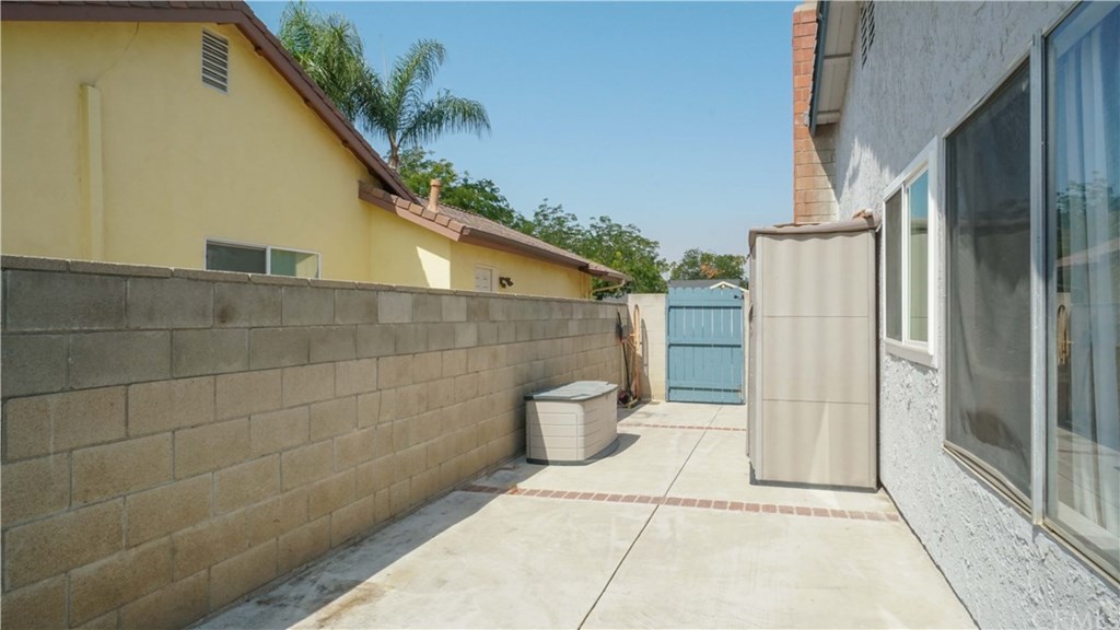 6868 Holbrook Way Riverside, CA 92504 - Photo 31 of 33