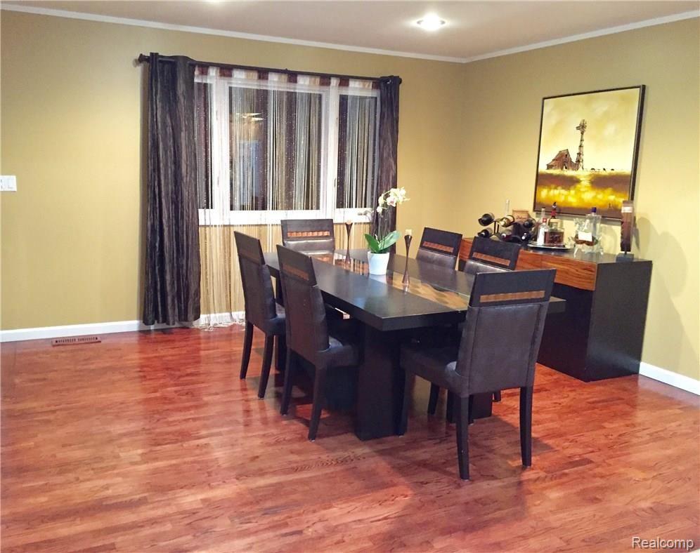 13452 Perry Circle Warren, MI 48088 - Photo 14 of 34 IMG_7217.JPG
