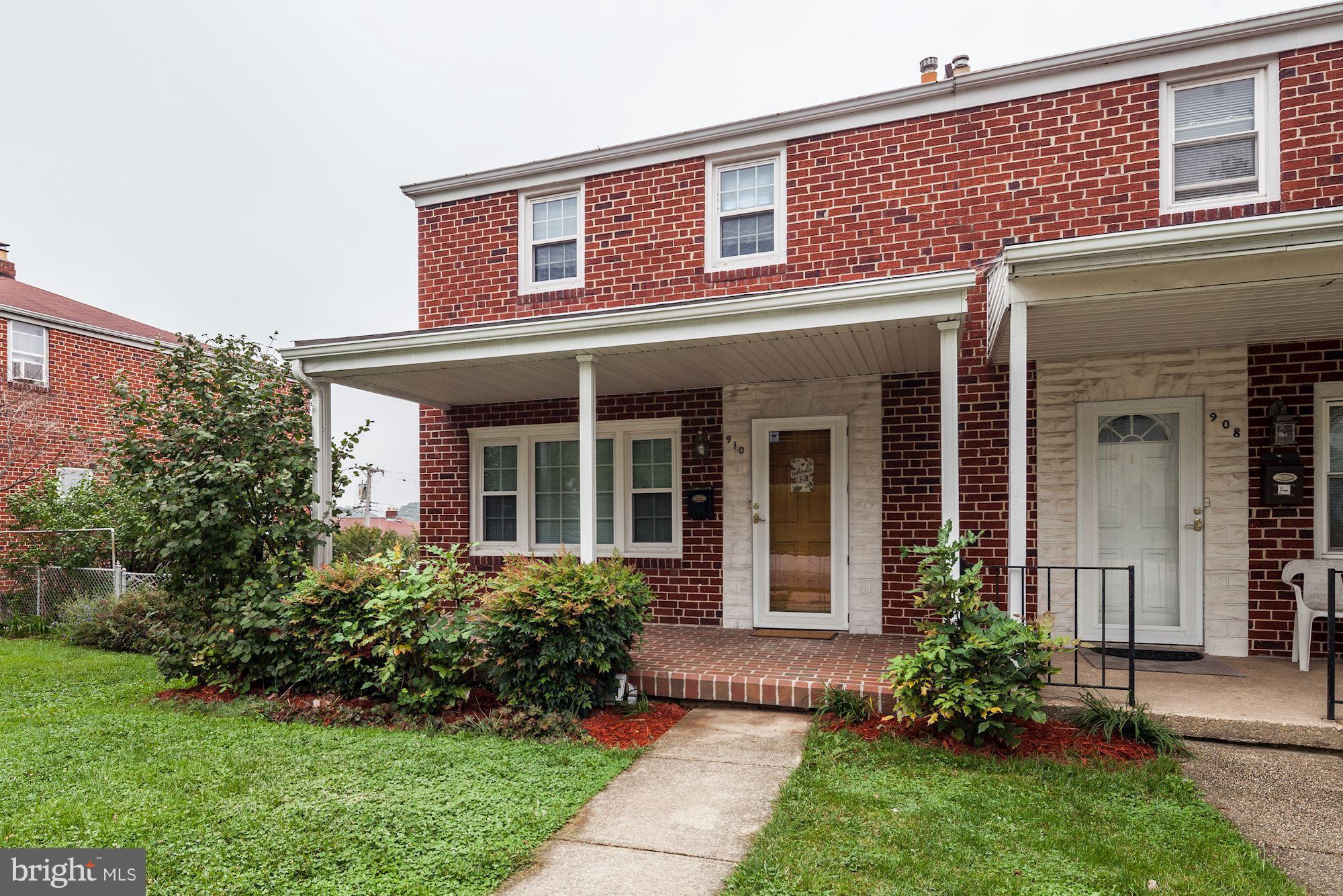 910 Courtney Road Baltimore, MD 21227 - Photo 2 of 30 Exterior (Front)