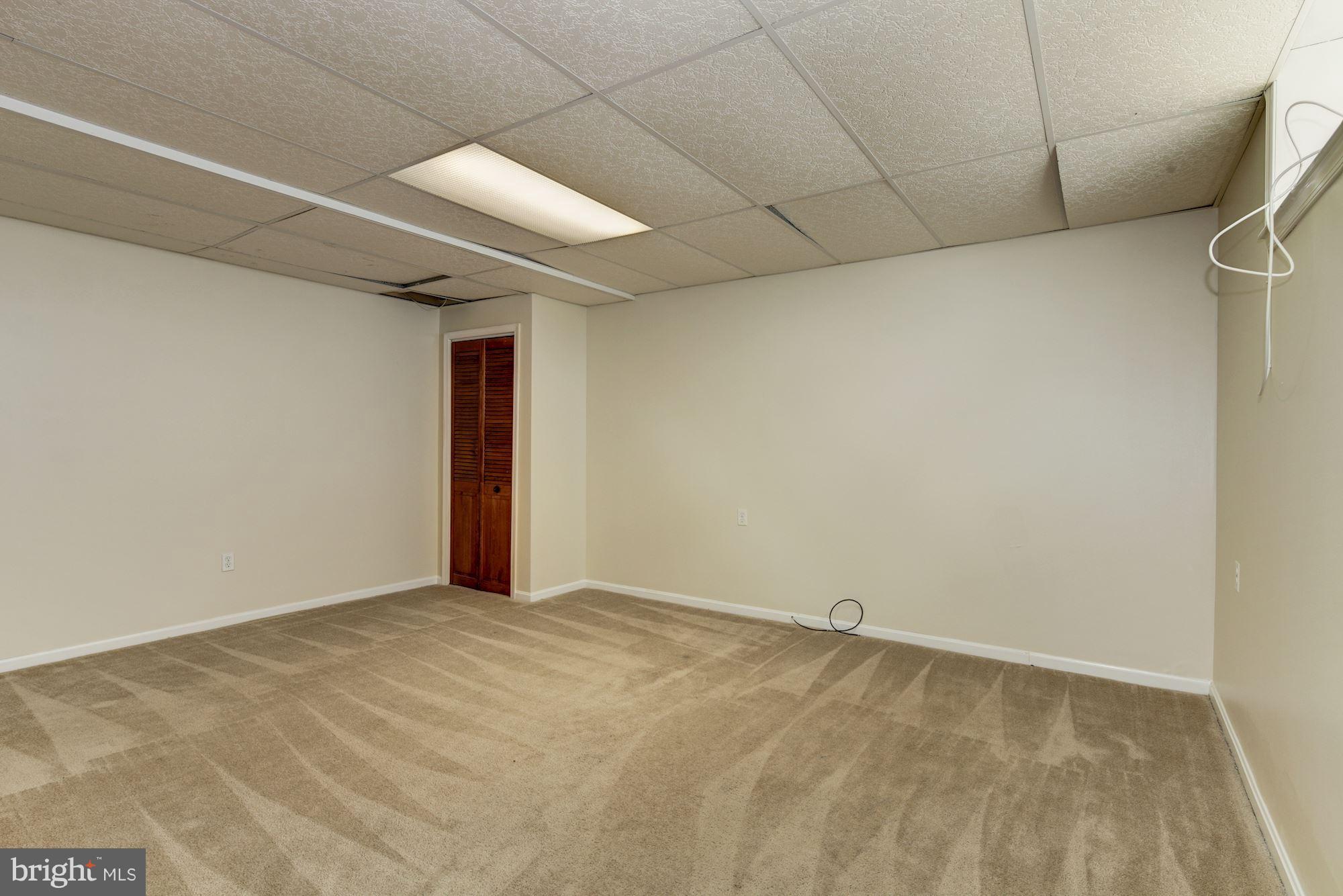 910 Courtney Road Baltimore, MD 21227 - Photo 25 of 30 Basement