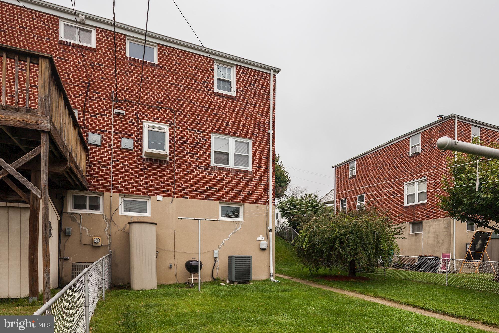 910 Courtney Road Baltimore, MD 21227 - Photo 30 of 30 Exterior (Rear)