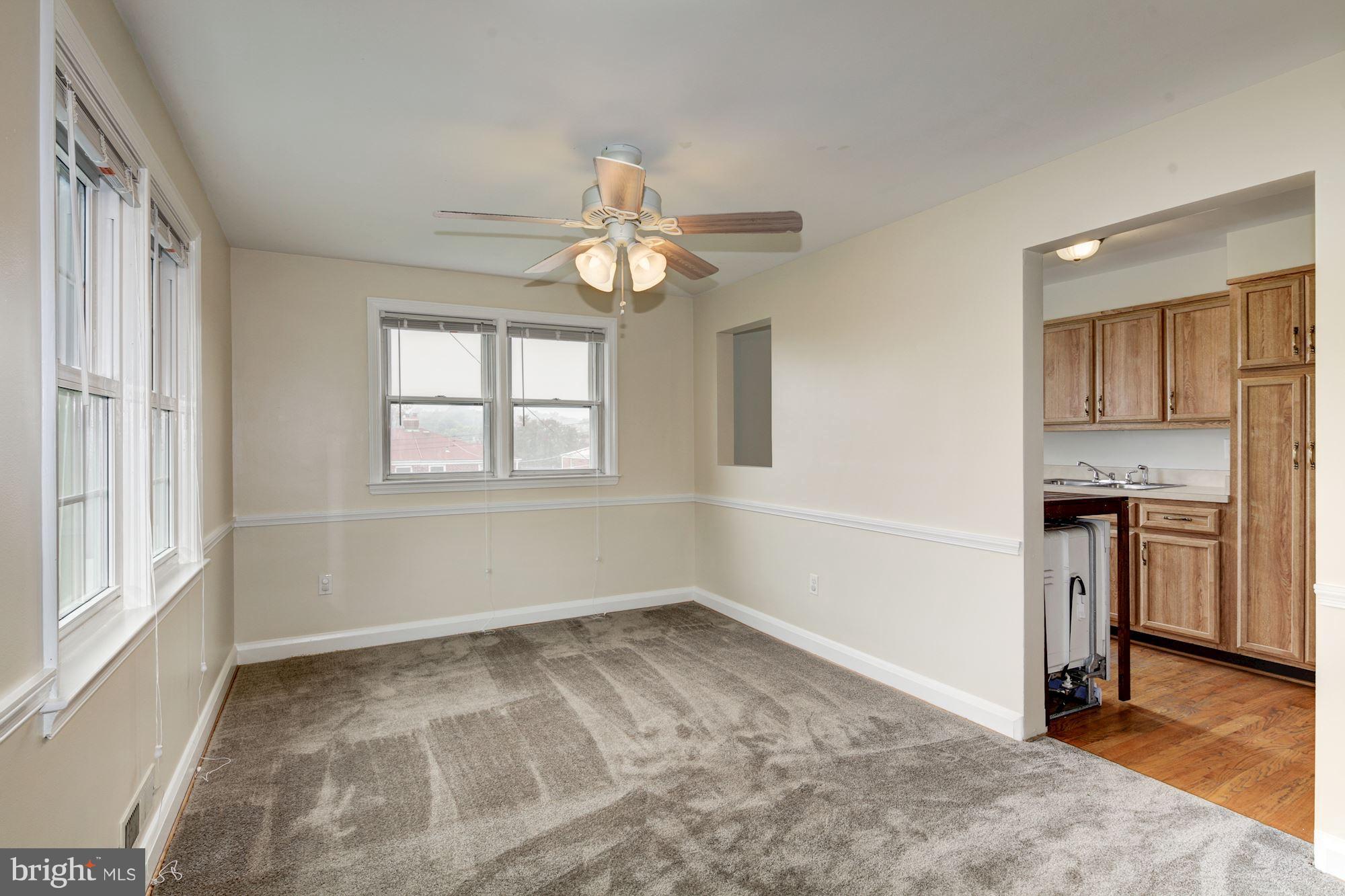 910 Courtney Road Baltimore, MD 21227 - Photo 9 of 30 Dining Room