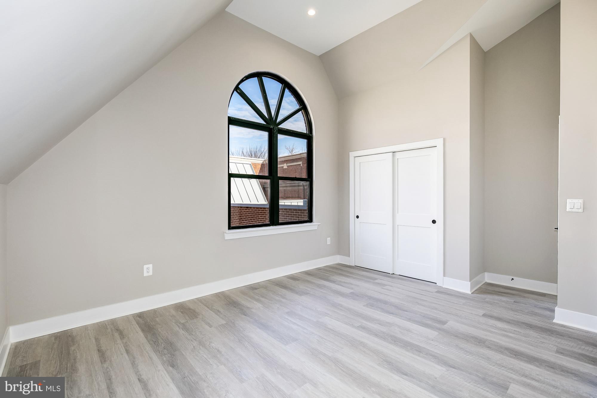 3325 M Street Northwest, Unit TWO Washington, DC 20007 - Photo 16 of 33