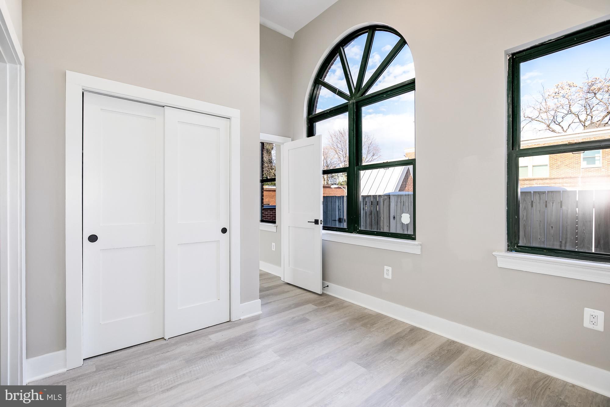 3325 M Street Northwest, Unit TWO Washington, DC 20007 - Photo 17 of 33