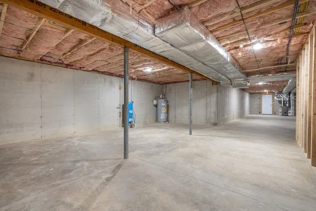 $799,000 | 384 North River Road, Epping, NH 03042