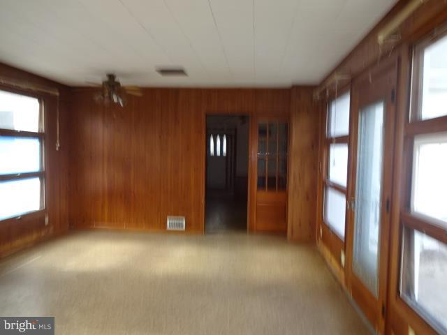 125 Shelbourne Road Reading, PA 19606 - Photo 3 of 10 Gallery Image 3