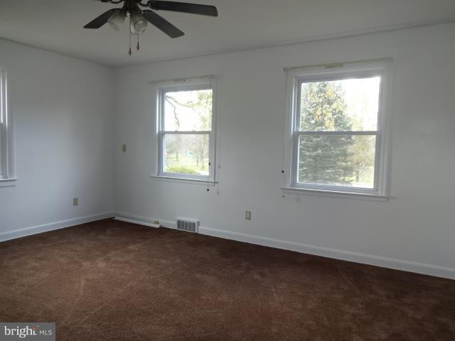 125 Shelbourne Road Reading, PA 19606 - Photo 7 of 10 Gallery Image 7
