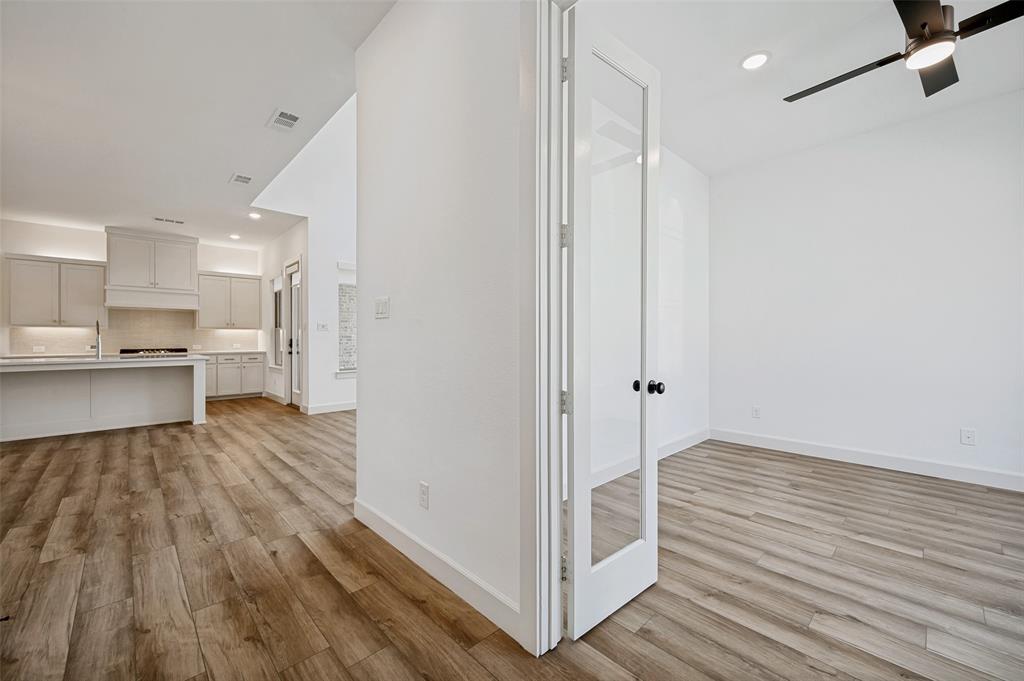 9435 Keep Street Frisco, TX 75035 - Photo 4 of 39