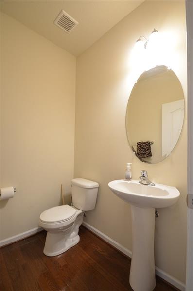 19 Roosevelt Drive McKees Rocks, PA 15136 - Photo 9 of 20 Gallery Image 9
