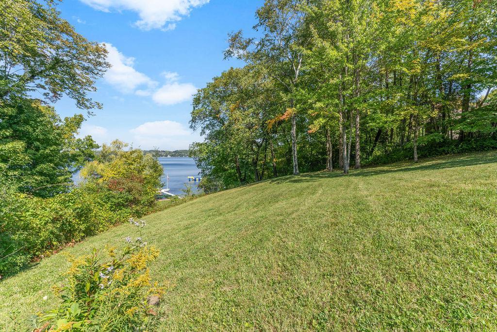 970 Pleasantview Road Chanhassen, MN 55317 - Photo 8 of 17