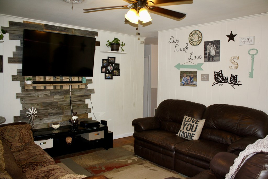 4328 Columbia Road Martinez, GA 30907 - Photo 3 of 21 Gallery Image 3