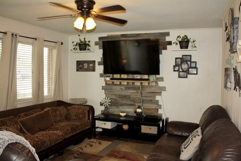 4328 Columbia Road Martinez, GA 30907 - Photo 4 of 21 Gallery Image 4