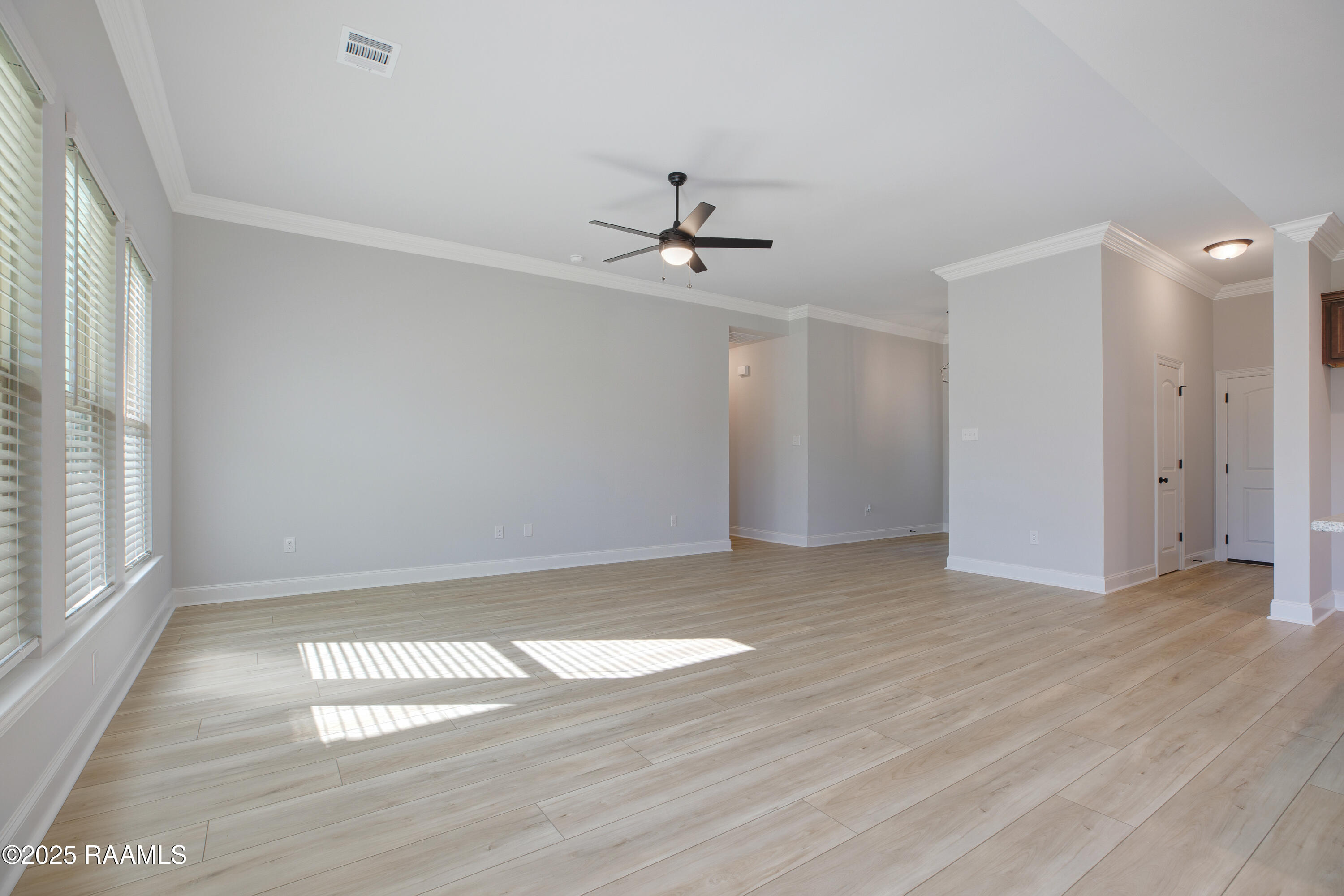 117 Steep Meadows Lafayette, LA 70506 - Photo 5 of 15 117 Steep Meadows -5