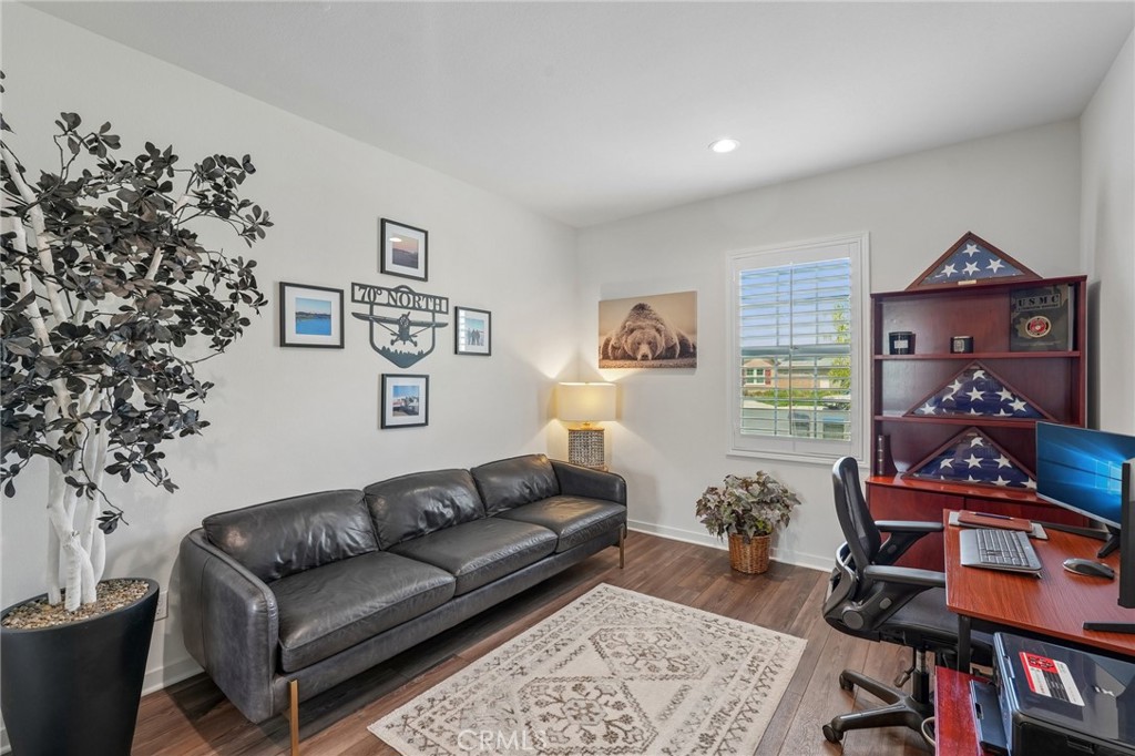 7846 Old Timber Court Riverside, CA 92507 - Photo 23 of 33 Bedroom