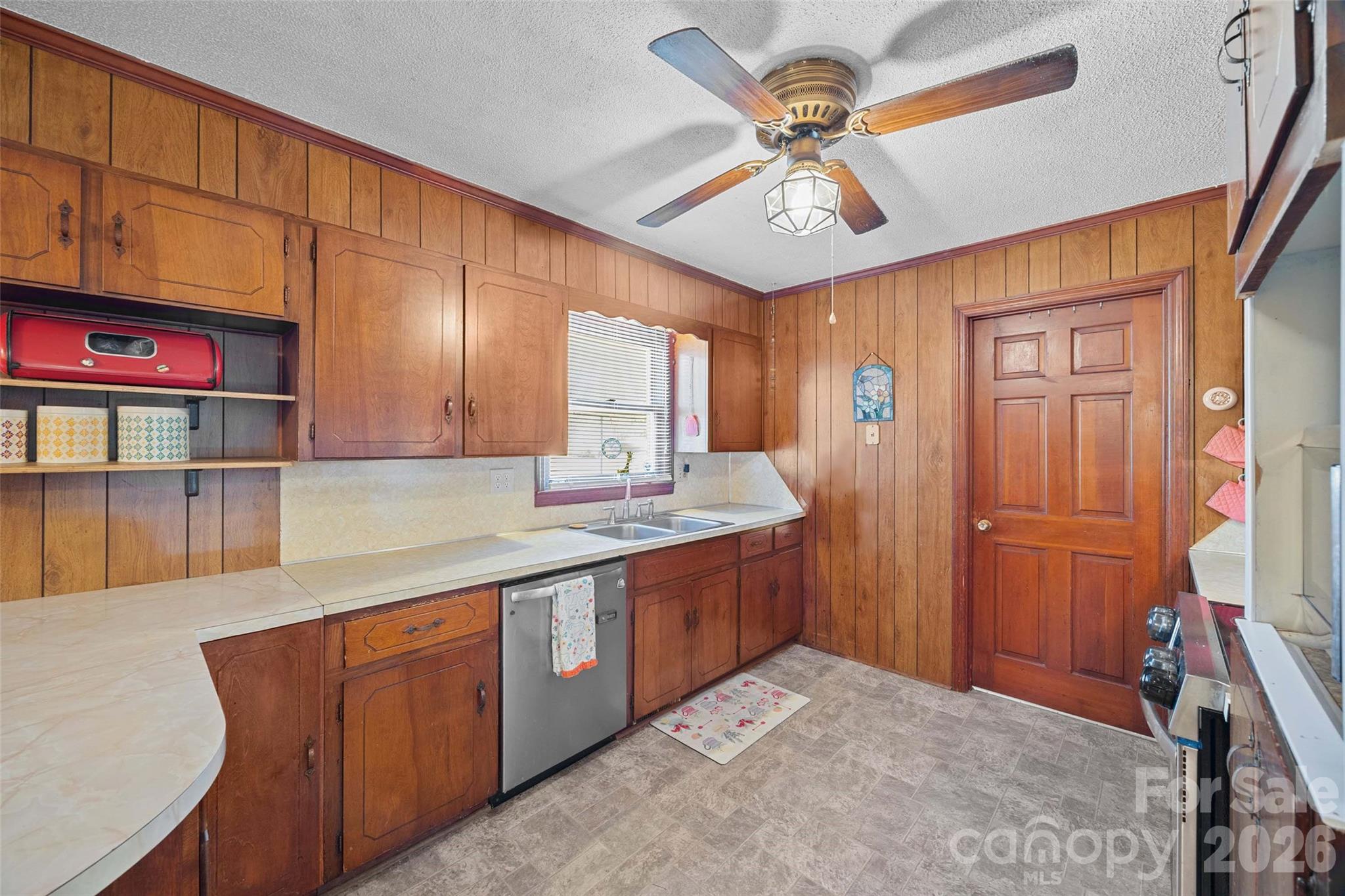 1379 Oakdale Road Rock Hill, SC 29730 - Photo 5 of 31