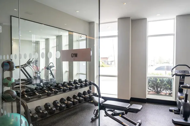 $2,862 | 16 Bennett Street, Unit 512, Jersey City, NJ 07304