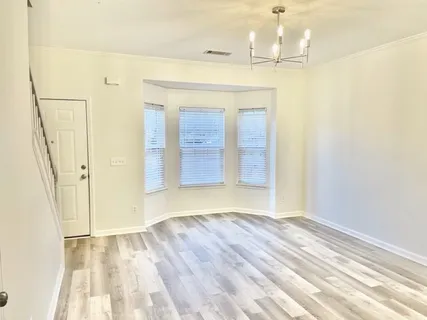 $324,900 | 1101 Downs Boulevard, Unit D102, Franklin, TN 37064