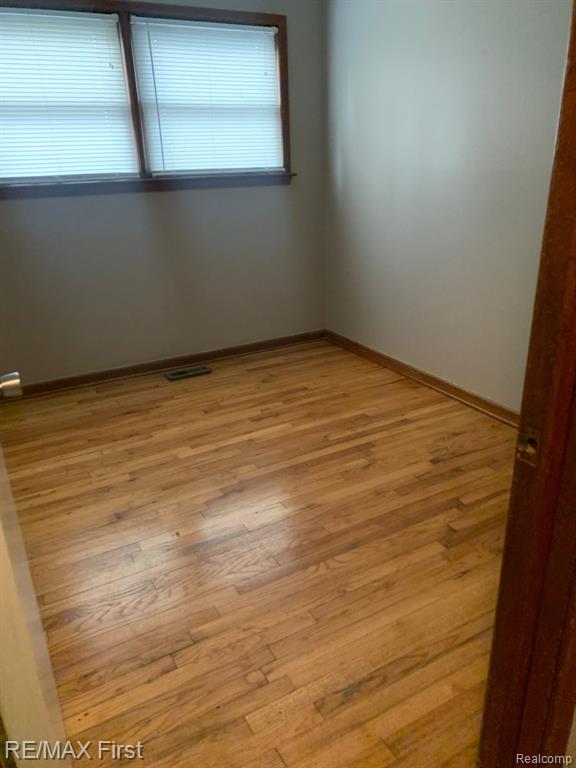 8048 Timken Avenue Warren, MI 48089 - Photo 4 of 14