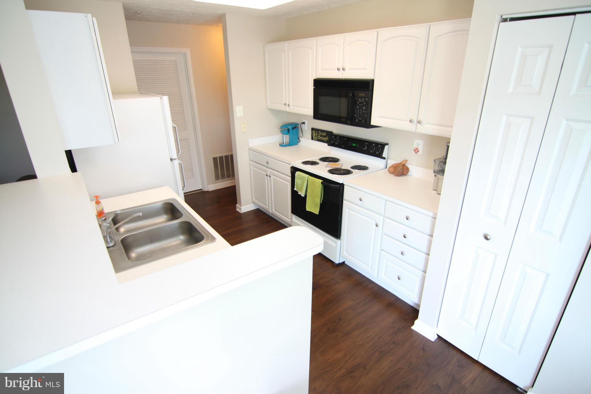 4557 Aspen Mill Road, Unit 4557 Nottingham, MD 21236 - Photo 9 of 16 Kitchen
