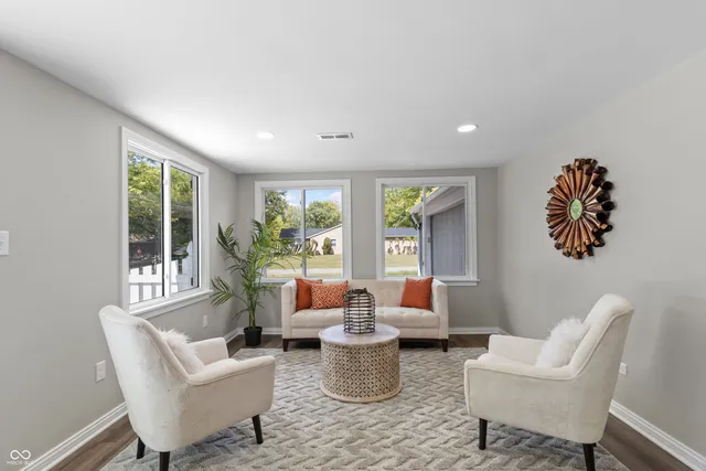 $379,900 | 7118 Mikesell Drive, Indianapolis, IN 46260