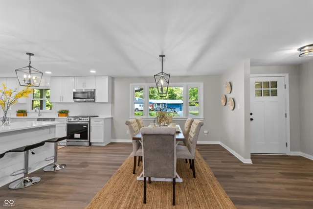 $379,900 | 7118 Mikesell Drive, Indianapolis, IN 46260