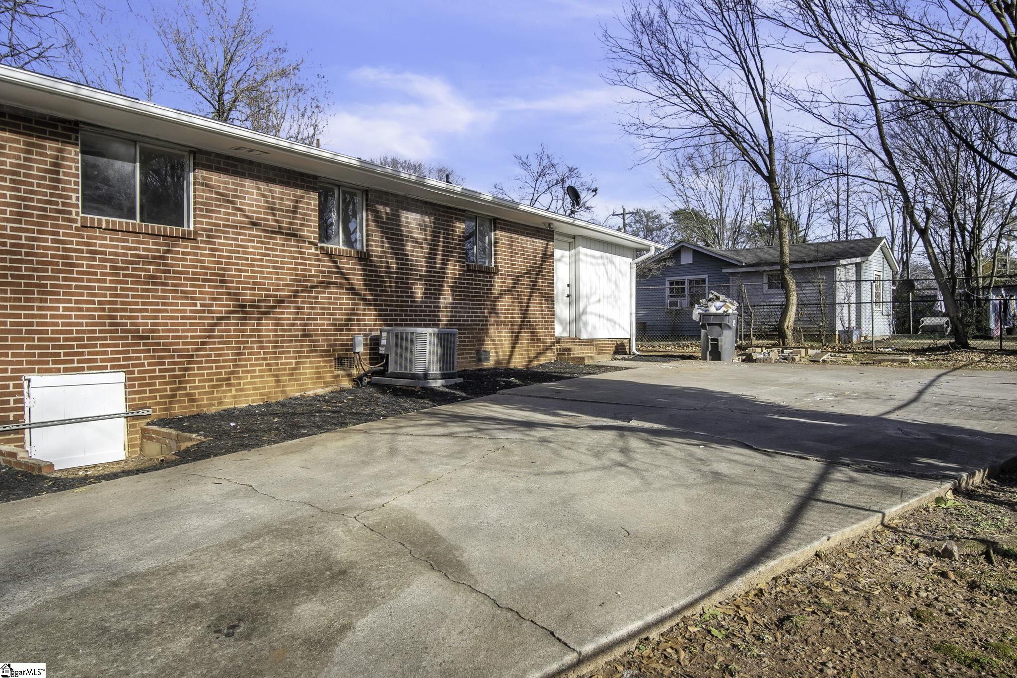 405 Agnew Road Greenville, SC 29617 - Photo 25 of 31 Gallery Image 25