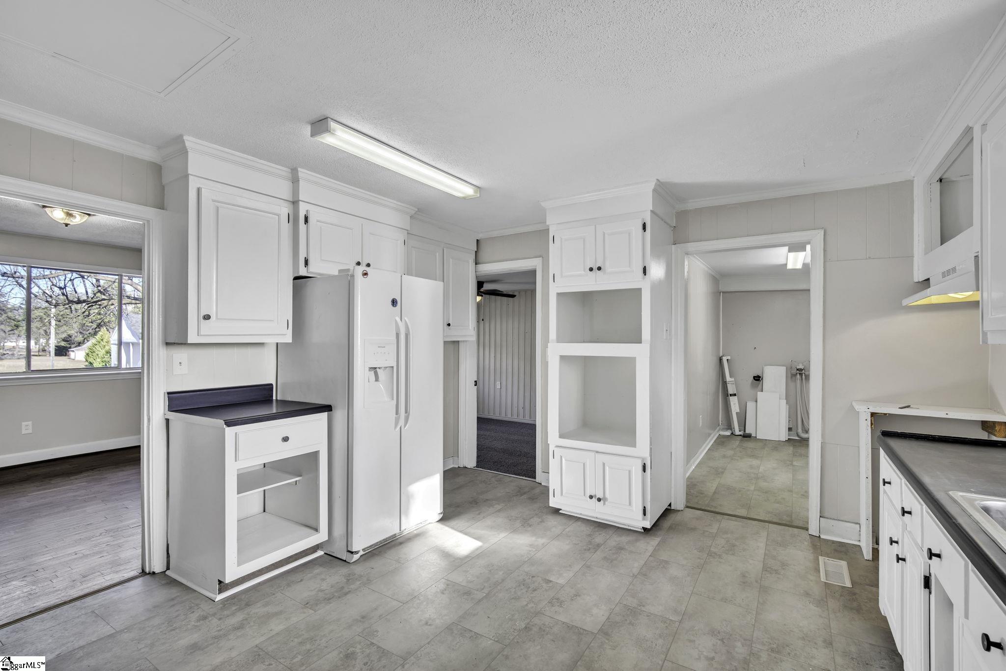 405 Agnew Road Greenville, SC 29617 - Photo 7 of 31 Gallery Image 7