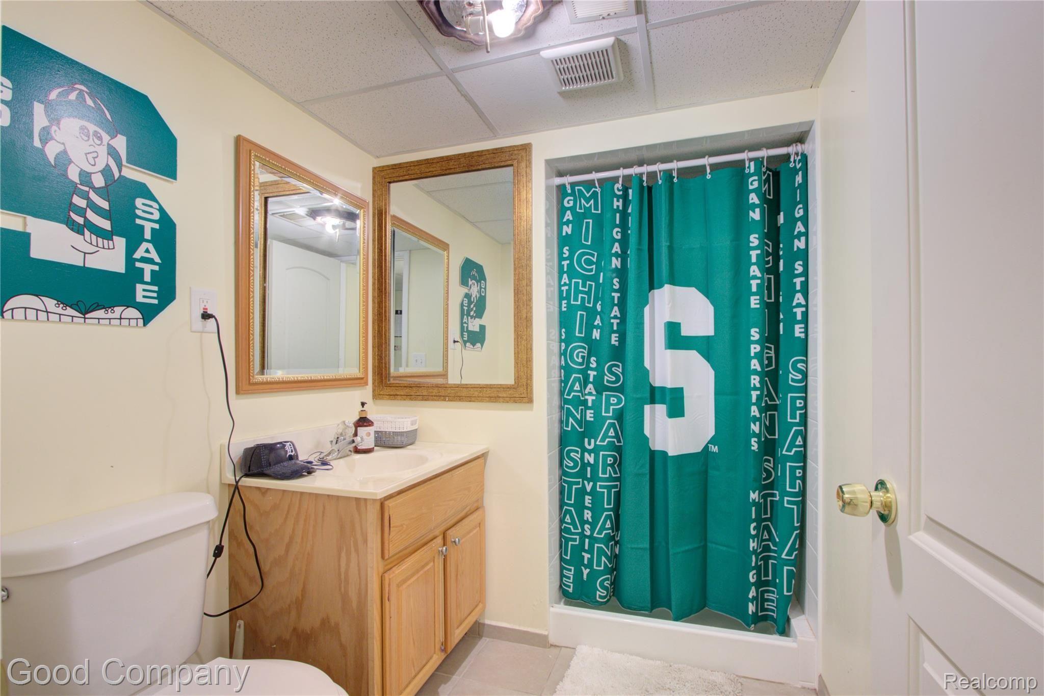 8114 Helen Street Center Line, MI 48015 - Photo 29 of 36 8114 Helen St. 29