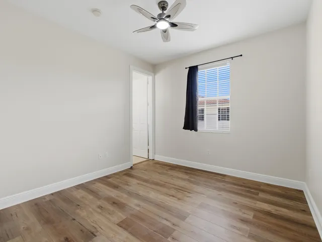 $3,100 | 2502 North Dixie Highway, Unit 15, Lake Worth Beach, FL 33460