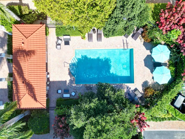 $3,100 | 2502 North Dixie Highway, Unit 15, Lake Worth Beach, FL 33460