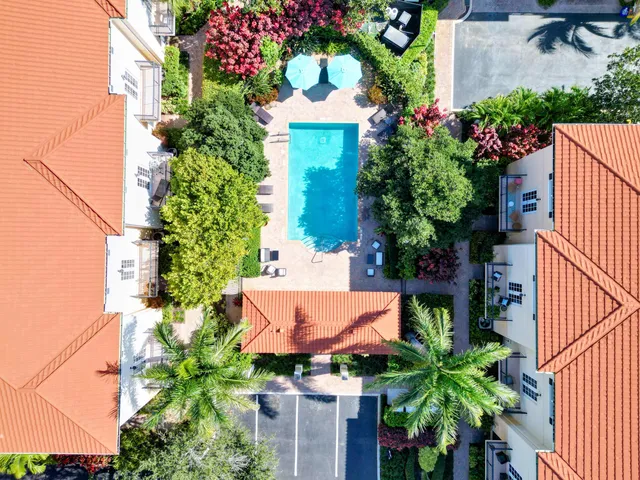 $3,100 | 2502 North Dixie Highway, Unit 15, Lake Worth Beach, FL 33460