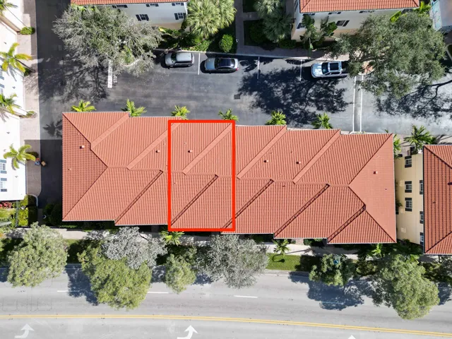 $3,100 | 2502 North Dixie Highway, Unit 15, Lake Worth Beach, FL 33460