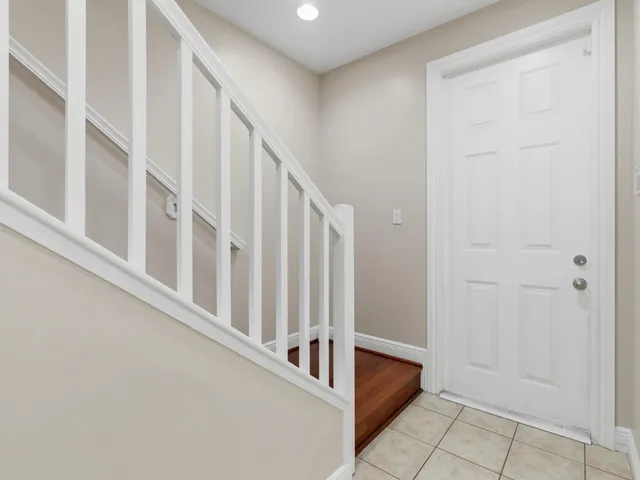 $3,100 | 2502 North Dixie Highway, Unit 15, Lake Worth Beach, FL 33460