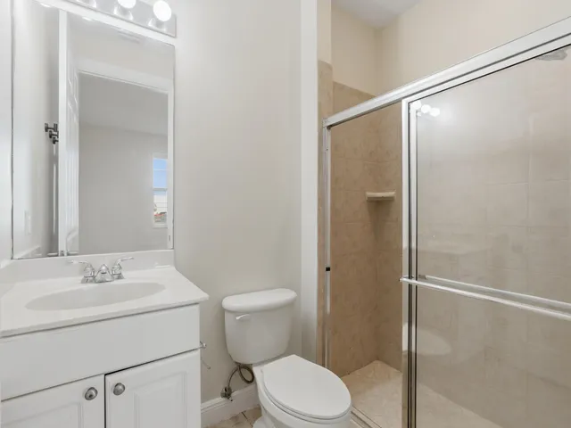 $3,100 | 2502 North Dixie Highway, Unit 15, Lake Worth Beach, FL 33460