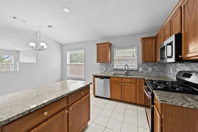 $2,150 | 2449 Texoma Drive, Little Elm, TX 75068