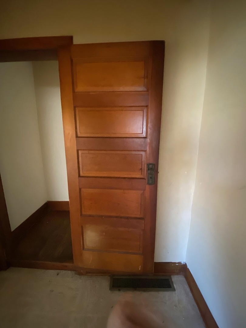 330 West Everett Street Dixon, IL 61021 - Photo 15 of 34 a view of walk in closet with empty racks