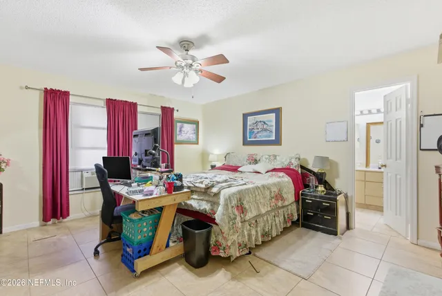 $445,000 | 7863 Southeast Lexington Avenue, Hobe Sound, FL 33455