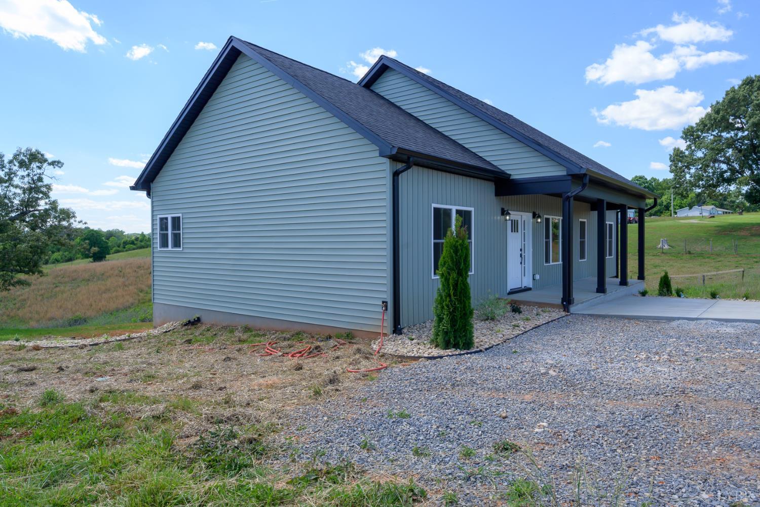2249 Lipscomb Road Moneta, VA 24121 - Photo 58 of 60