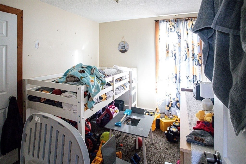 49 Hamlet Street Fall River, MA 02724 - Photo 12 of 28