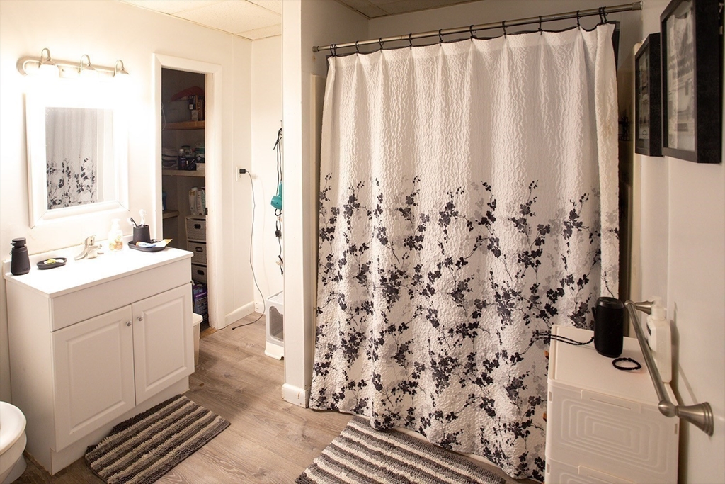 49 Hamlet Street Fall River, MA 02724 - Photo 14 of 28