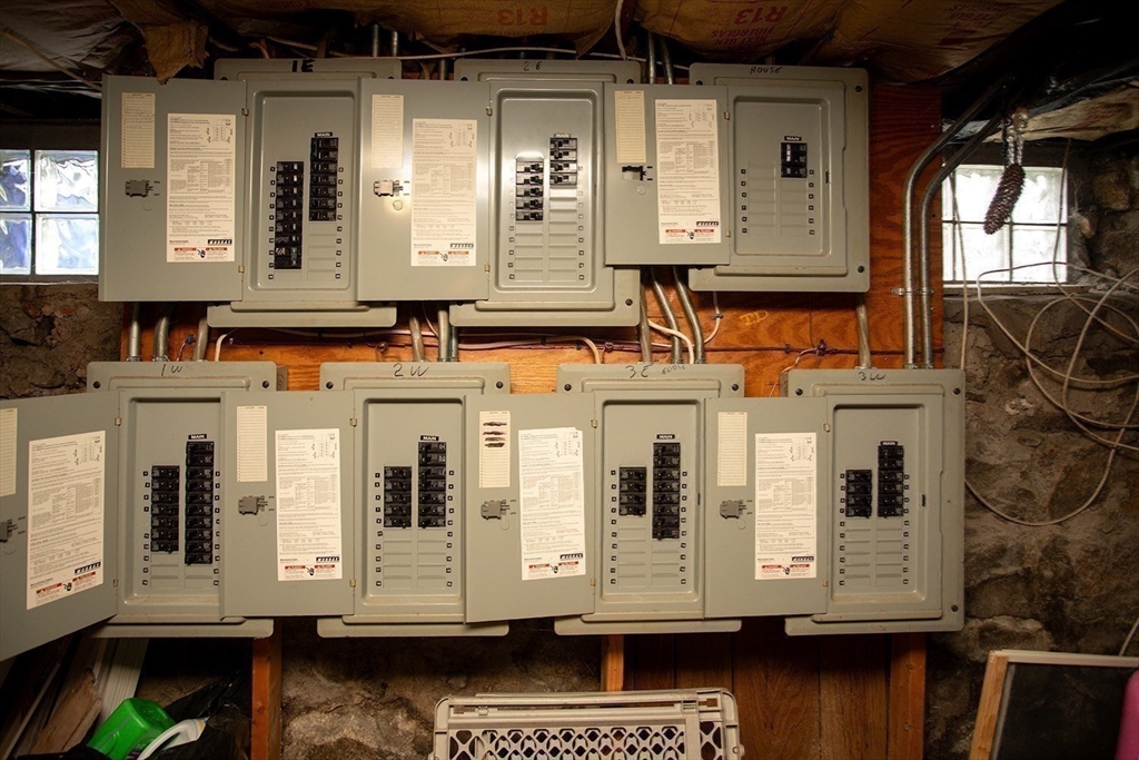 49 Hamlet Street Fall River, MA 02724 - Photo 24 of 28