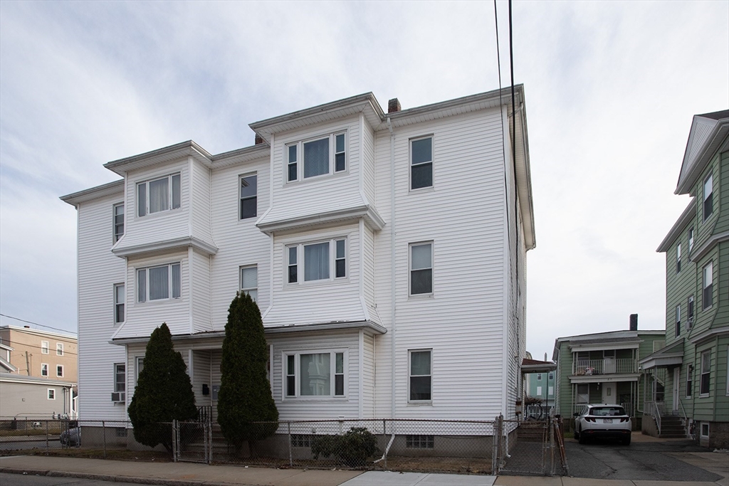 49 Hamlet Street Fall River, MA 02724 - Photo 4 of 28