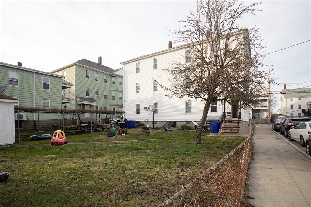 49 Hamlet Street Fall River, MA 02724 - Photo 6 of 28