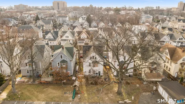 $1,900 | 48 Park Terrace, Unit 3, Bridgeport, CT 06604