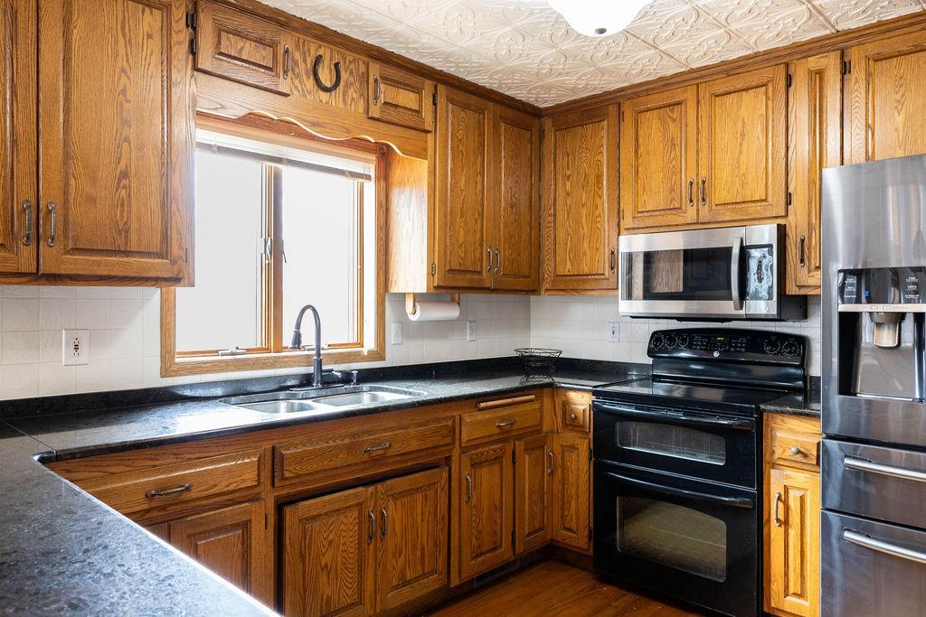 2608 Regal Road St. Cloud, MN 56301 - Photo 11 of 48