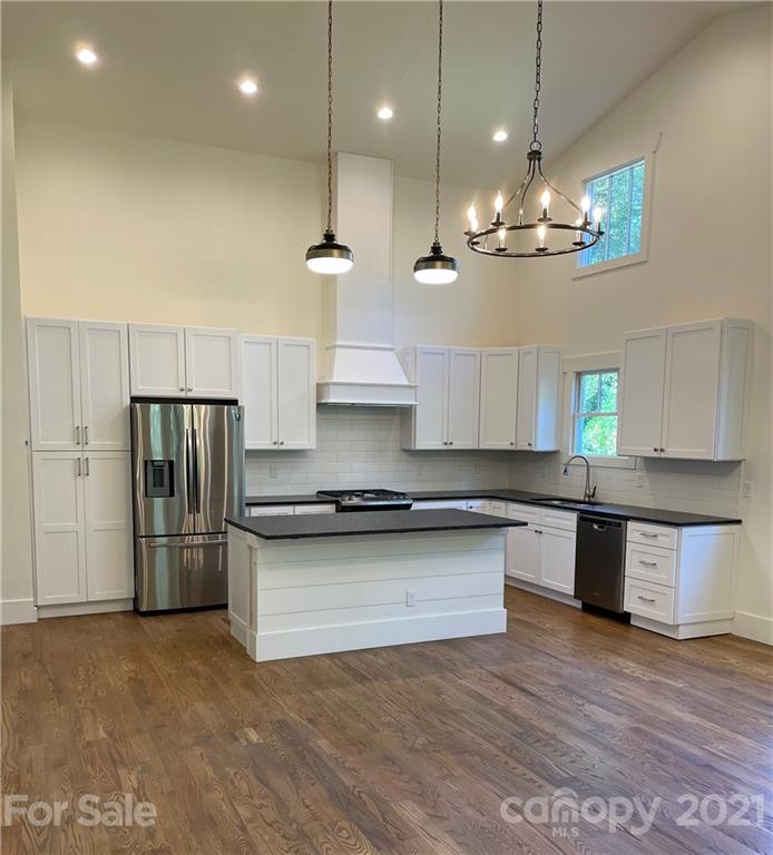83 Caledonia Road, Unit 9 Asheville, NC 28803 - Photo 2 of 4 Gallery Image 2