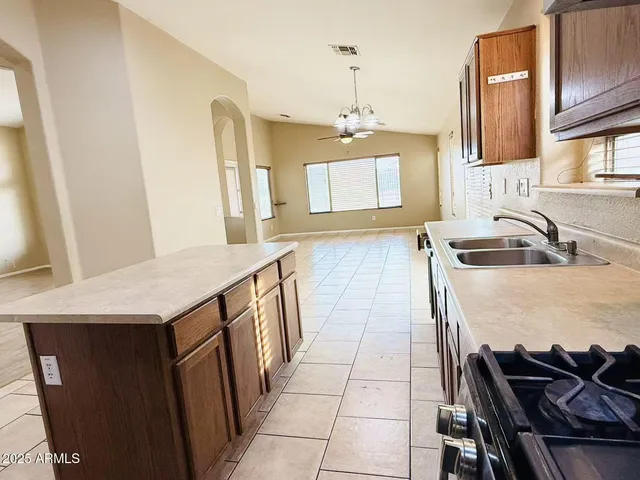 $2,150 | 8119 South 47th Lane, Laveen, AZ 85339