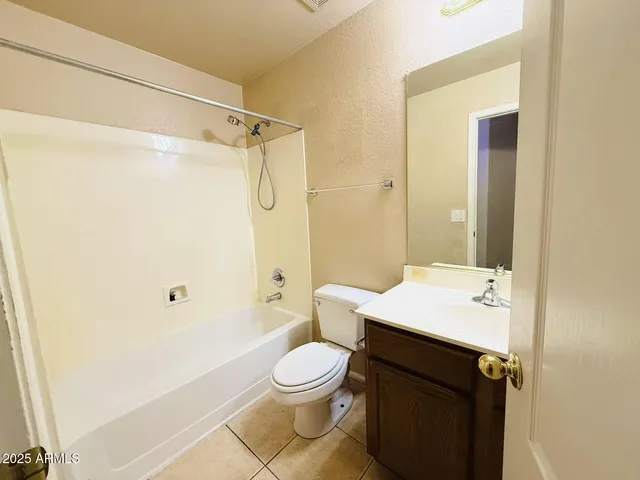 $2,150 | 8119 South 47th Lane, Laveen, AZ 85339